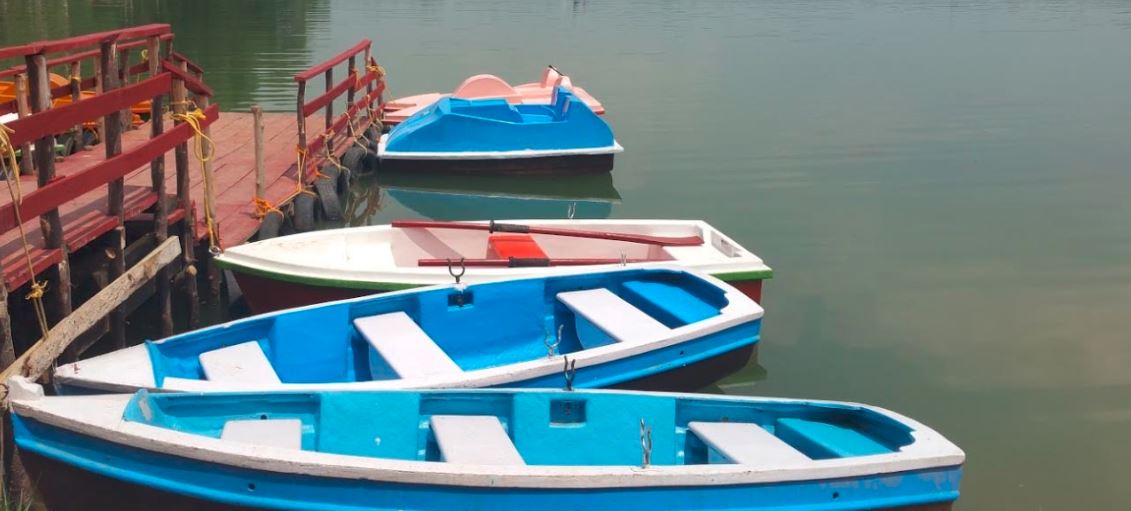 Anandan kulam boat house